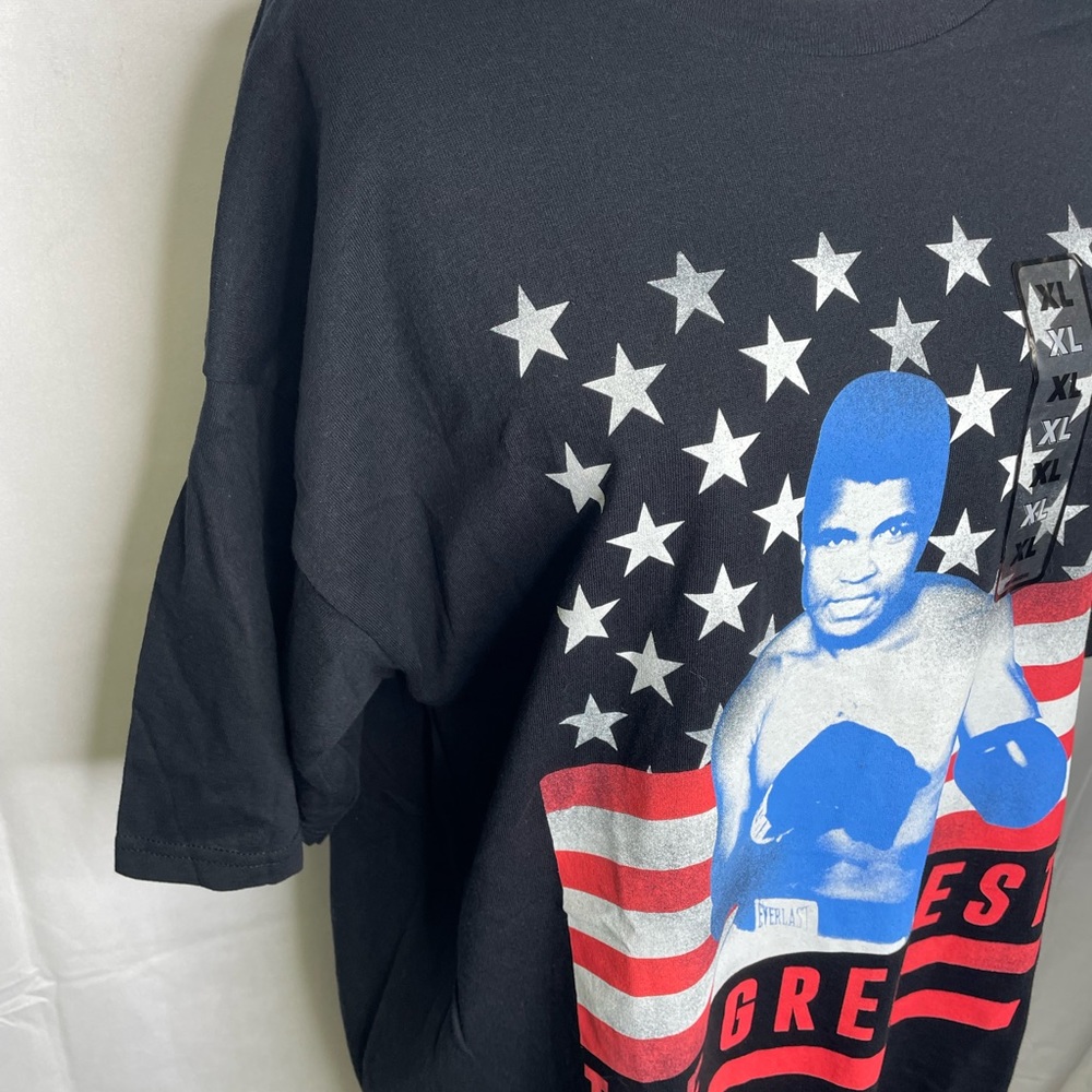 NWT Official Muhammad Ali T-Shirt | Size XL - Picture 2 of 5